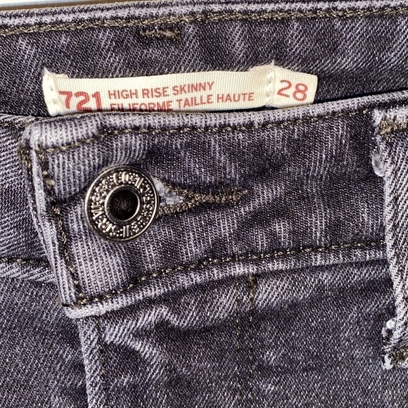 𝅺levis 721 High Rise Skinny Black - Picture 11 of 14